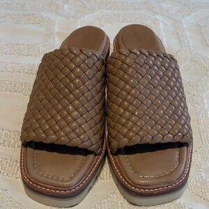 Bernardo Woman’s Leather woven leather slides